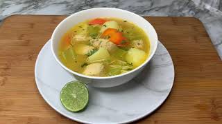 SOPA DE POLLO SÚPER FÁCIL DE HACER Y DELICIOSA 🤤 Chef Darianny [upl. by Annalla321]