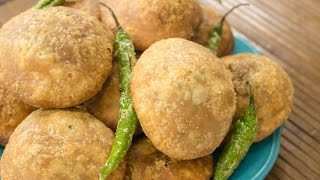 Khasta Kachori Recipe  Halwai Style Moong Dal Khasta Kachori Recipe [upl. by Avika]