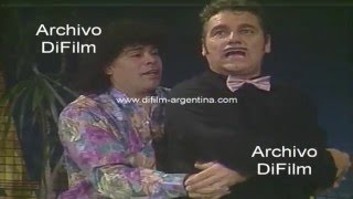 La Mona Jimenez en el programa Matrimonios y algo mas 1990 [upl. by Menashem974]