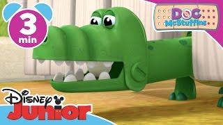 Magical Moments  Doc McStuffins Gulpy Gustav Gator  Disney Junior UK [upl. by Tletski]