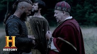 Vikings Ragnar Speaks with King Ecberts Men  History [upl. by Desi]