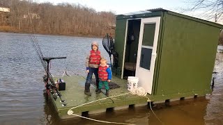 Carp Fishing in Floating Fishing Cabin  How to Catch Carp in Spring Bait Gear Tips and More [upl. by Birecree]