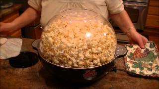 Product ReviewWest Bend Stir Crazy Popcorn Popper [upl. by Hildagarde80]