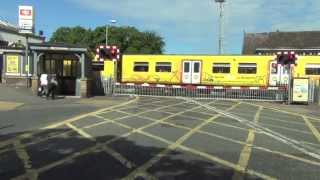 Birkdale Level Crossing [upl. by Courtenay33]