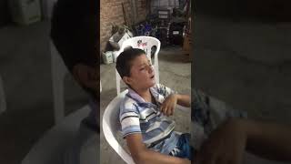 IIMPRESIONANTE Niño le canta a su padre te hará llorar [upl. by Georgi575]